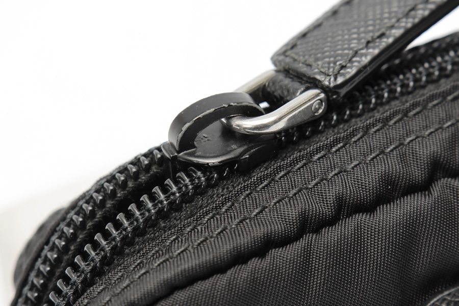  プラダ PRADA コスメポーチ トラベルポーチ 1 NA 339 ナイロン ブラック 商品番号 S-159421 その他 バッグ