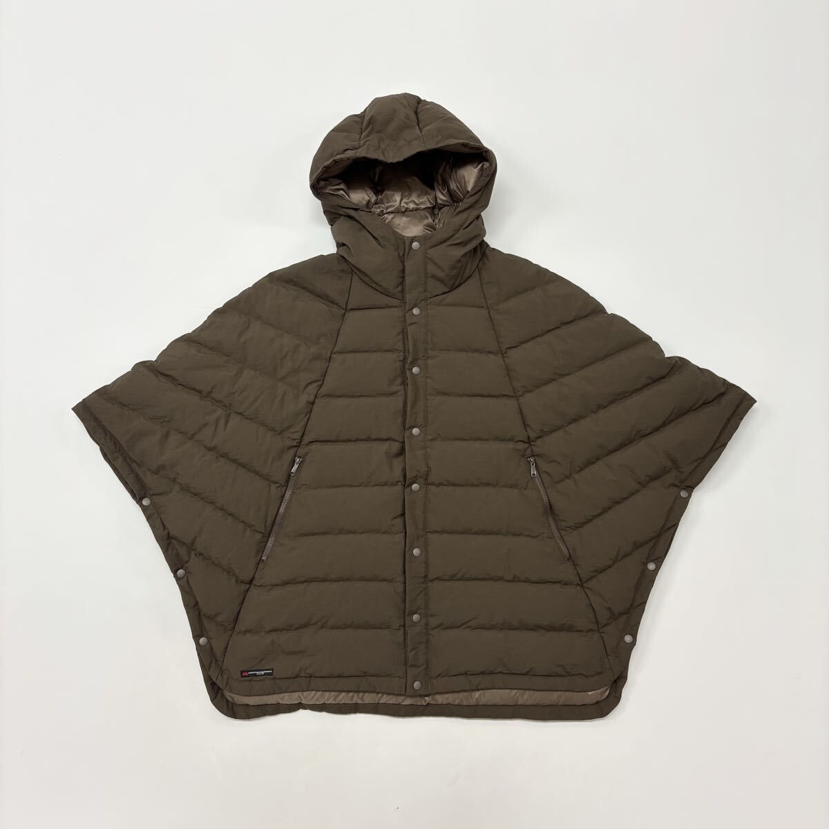 良品 MOUNTAIN EQUIPMENT マウンテンイクイップメント ダウン ポンチョ