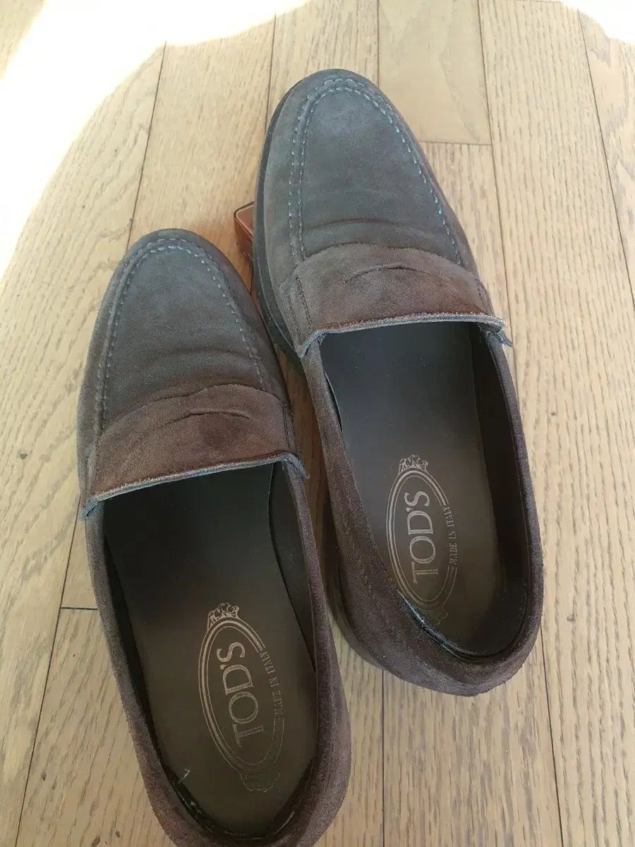 TOD S トッズ スウェード ローファー 7 5