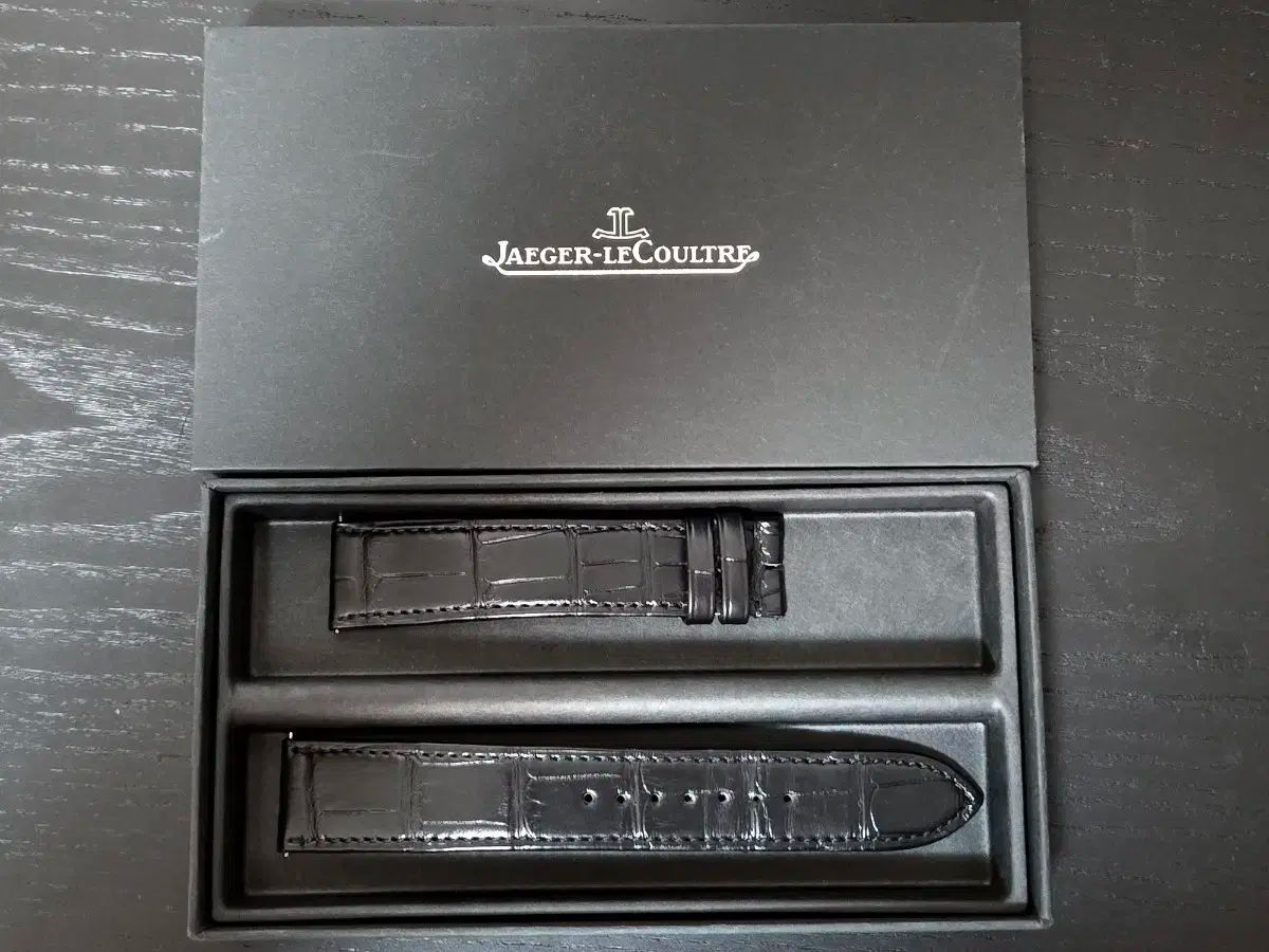 教育する JAEGERLECOULTRE ジャガールクルト 20mm Lサイズ ラブストラップ ブラック 高品質！