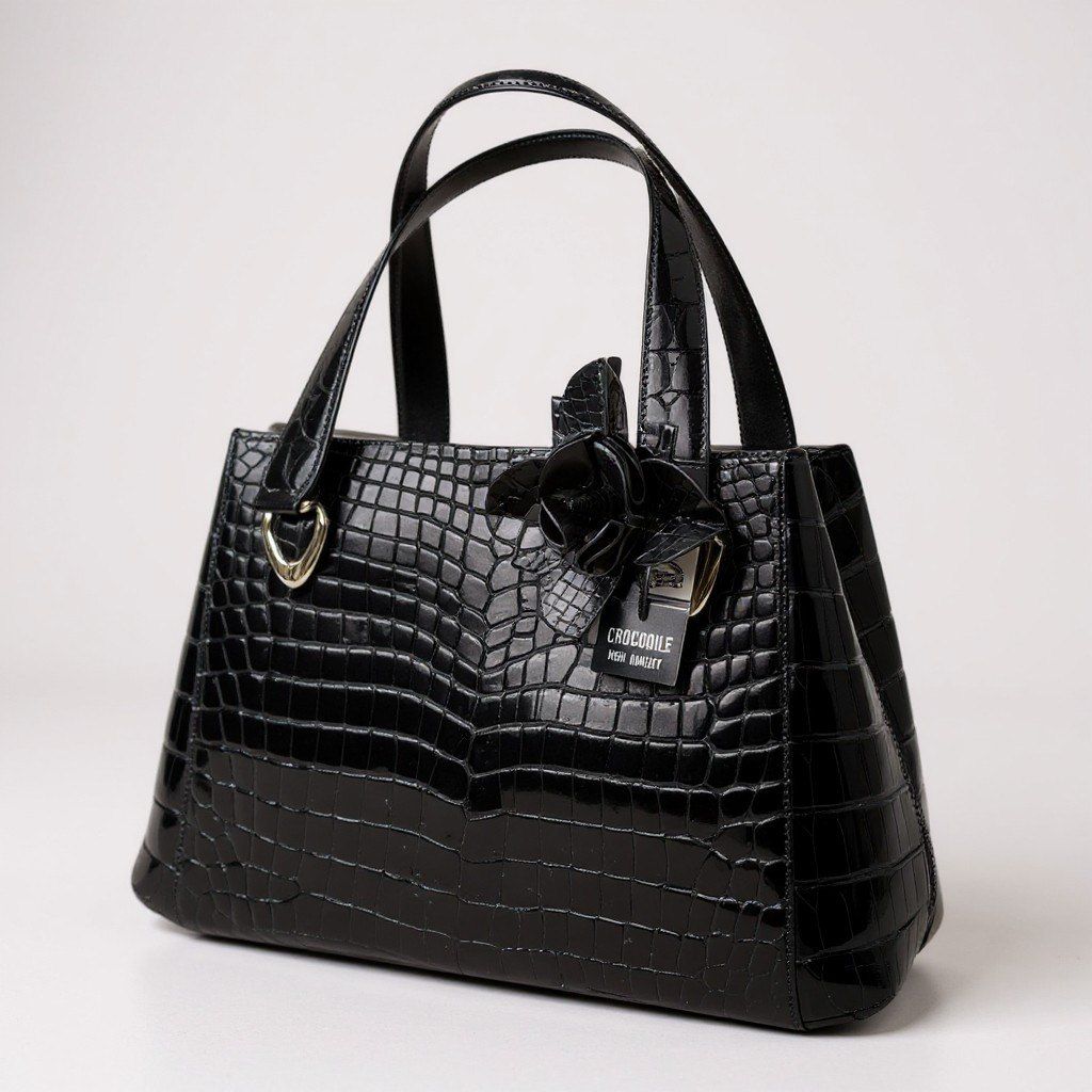 gk16《極美品》 sanpo サンポー JRA認定 シャイニングクロコ