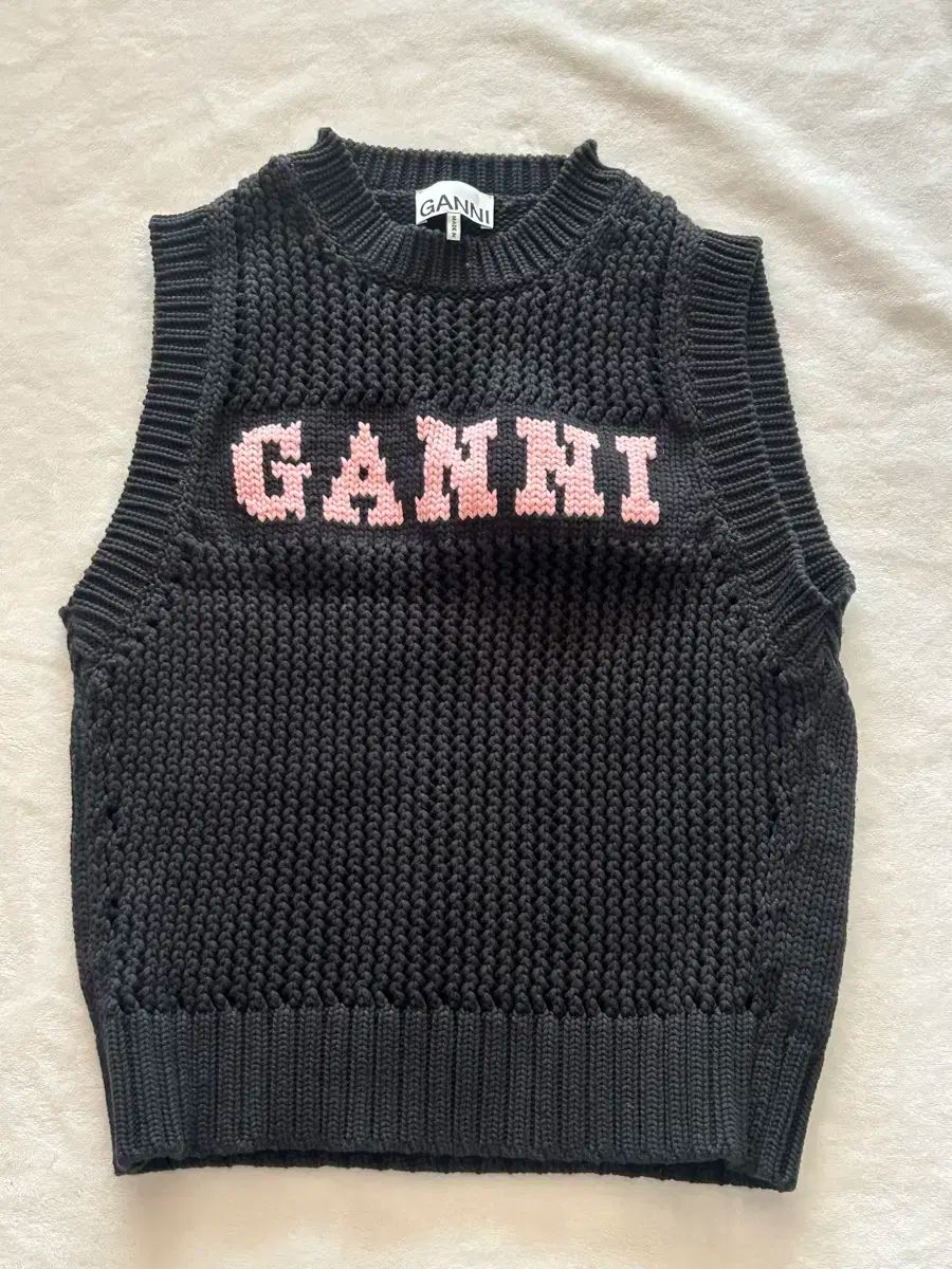 GANNI ガニー ブラック ニット ベスト