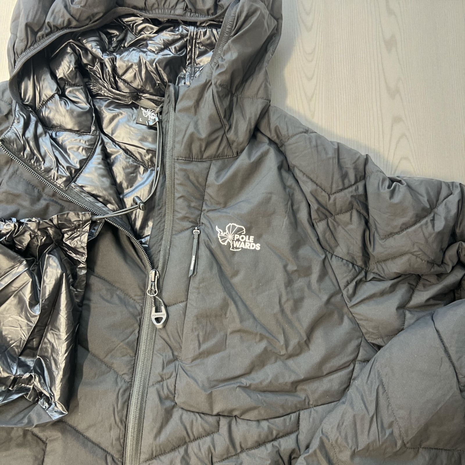 POLEWARDS（ポールワーズ） パーカー 新品・未使用 アウトドア 