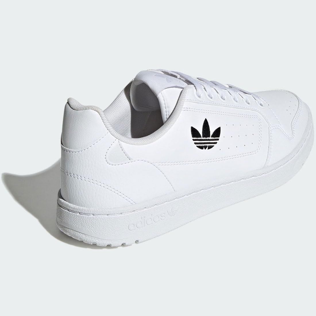 フットウェアホワイト