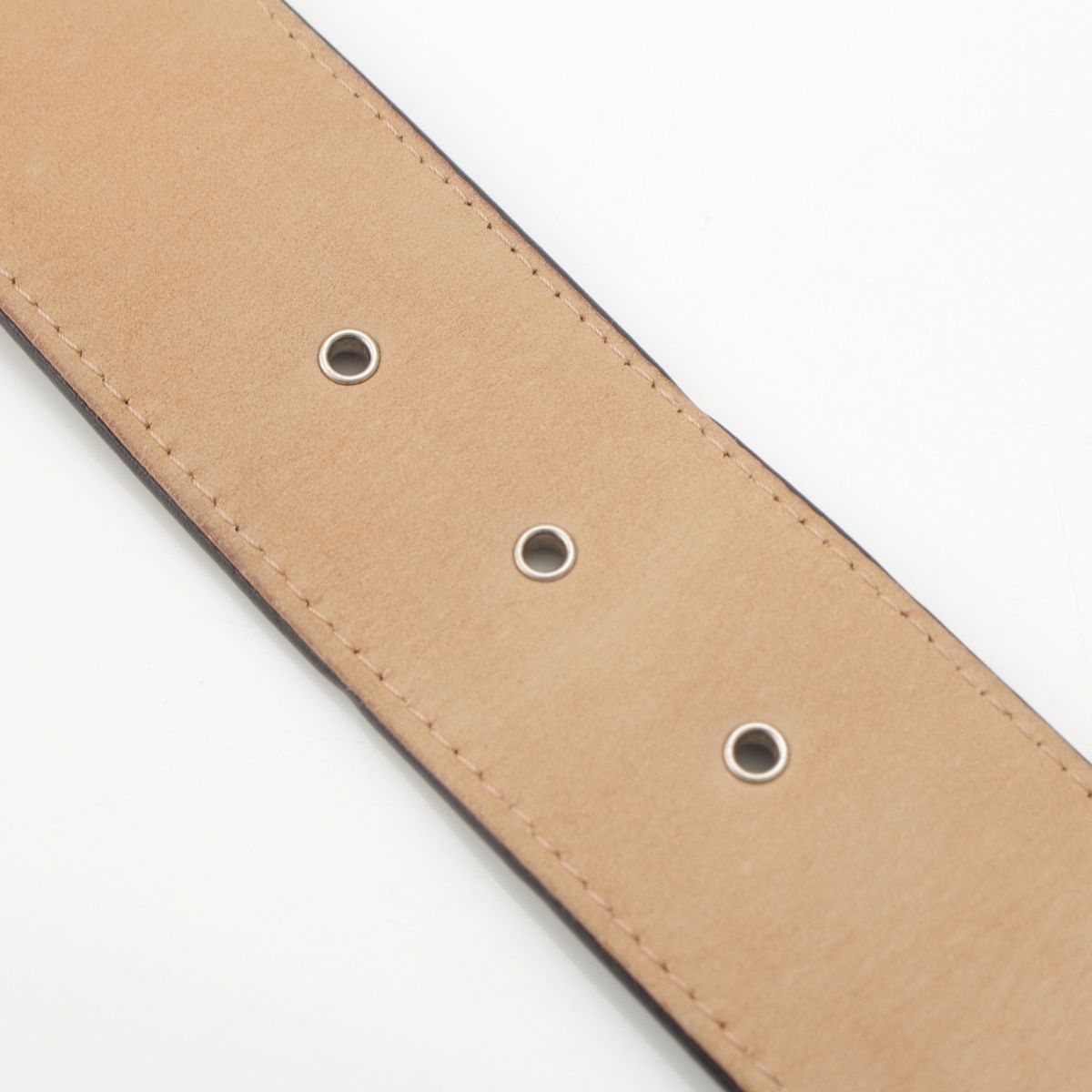 シャネル レザー