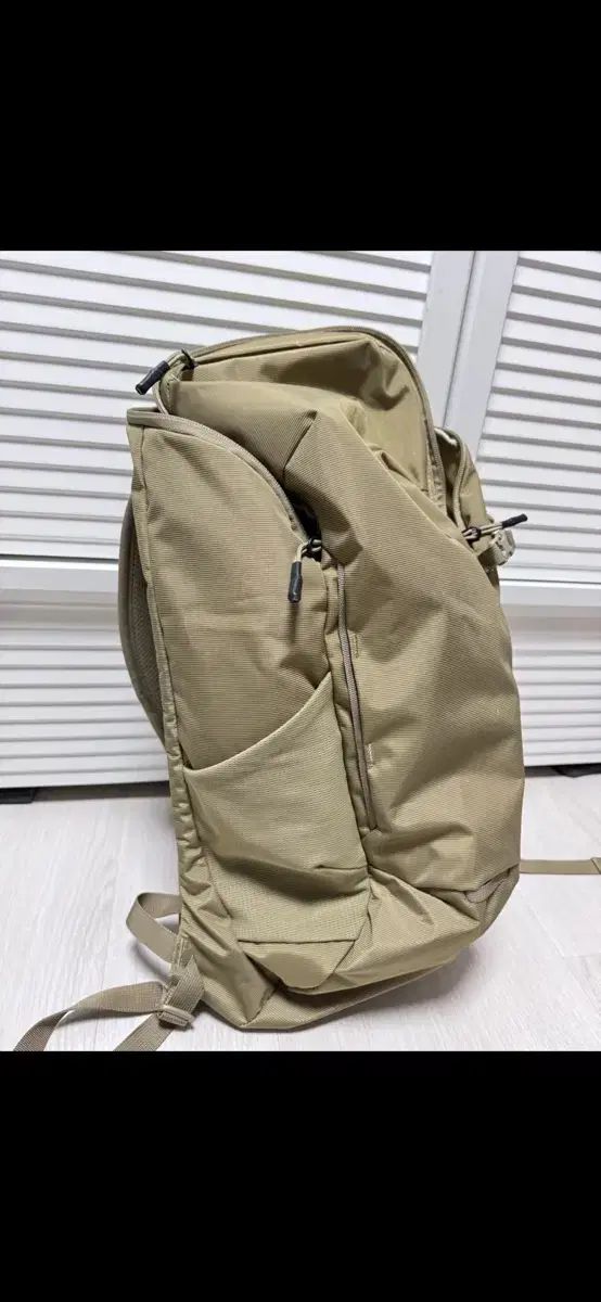 THULE ツールー オールトレイル 18L トレッキング リュックサック ベージュ OLIVEOS_COM_TR