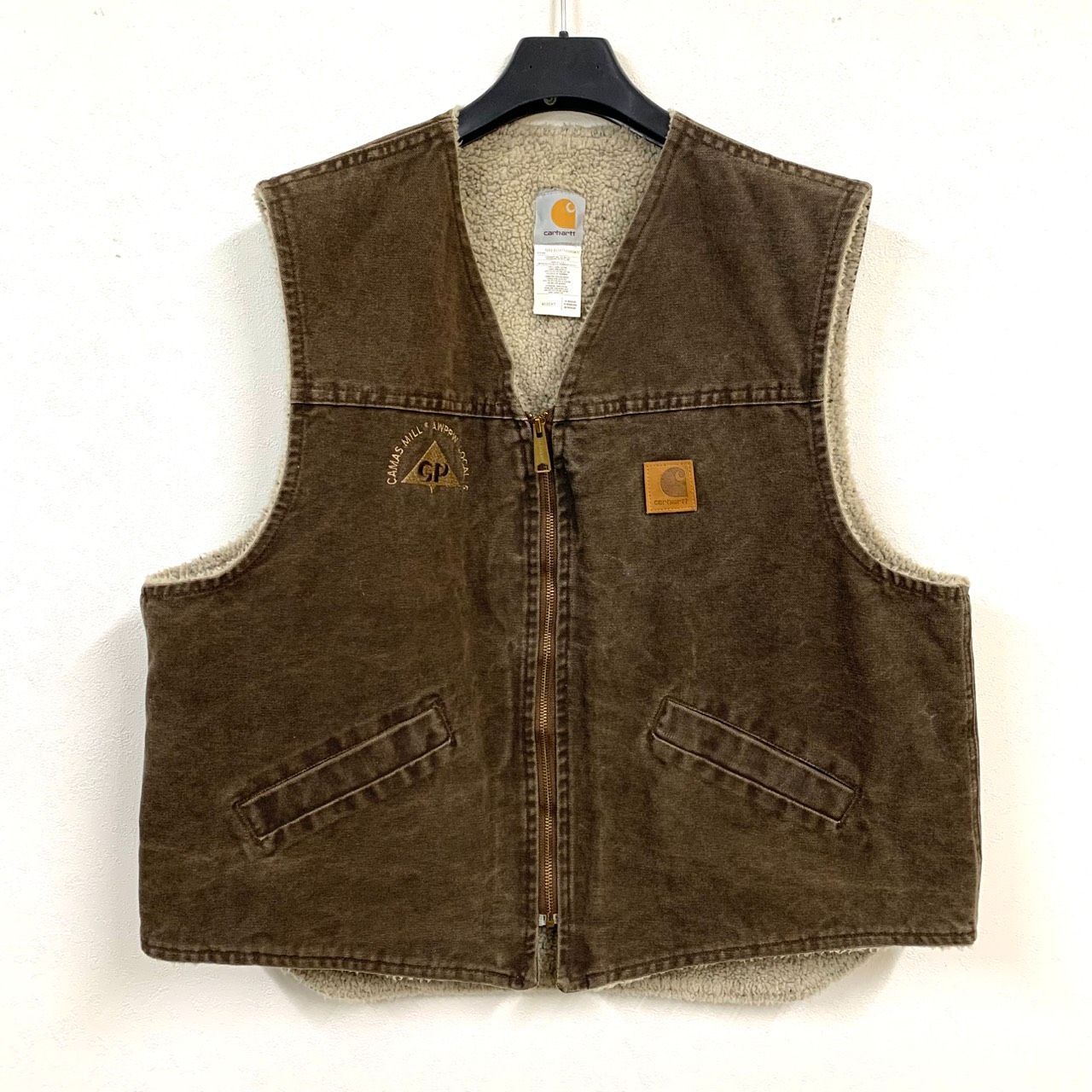 Carhartt】カーハート/ ダックベスト/裏ボア/ 革パッチ/企業刺繍入り