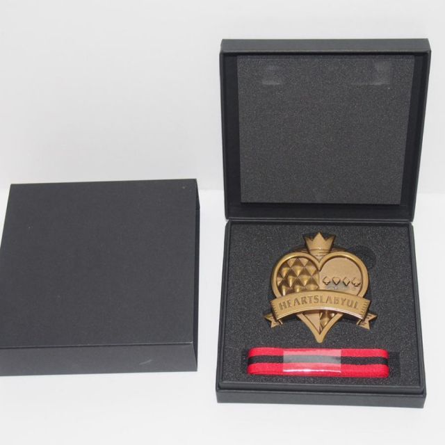 Disney ツイステッドワンダーランド レプリカ腕章<ハーツラビュル