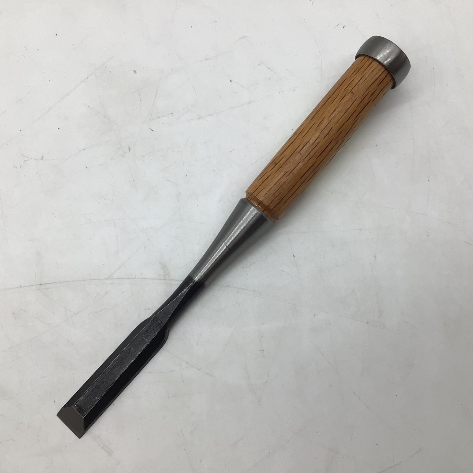 11240 【未使用保管品】新潮 鑿 ノミ 15mm 全長約225mm 大工道具 木工 