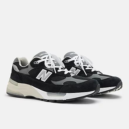 新品未使用】 New Balance(ニューパランス) U992BKスニーカ男女兼用992