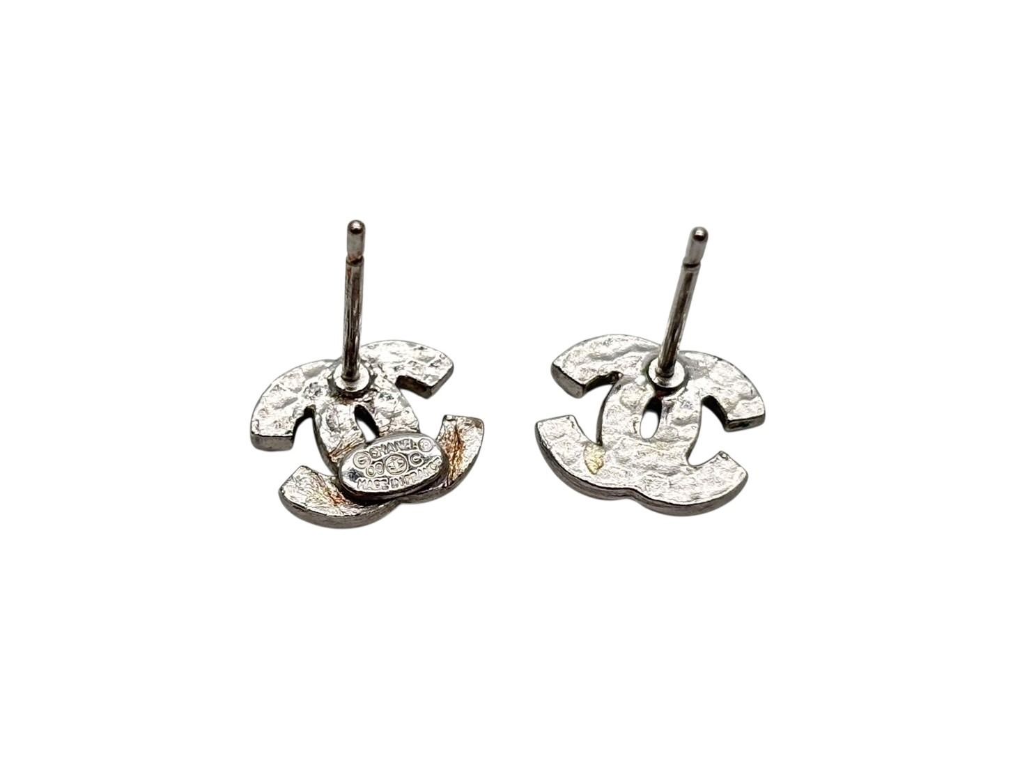 【美品】シャネル 08P ココマーク ピアス シルバー 楽天市場】【新品】 【CHANEL】 シャネル ピアス ココマーク シルバー