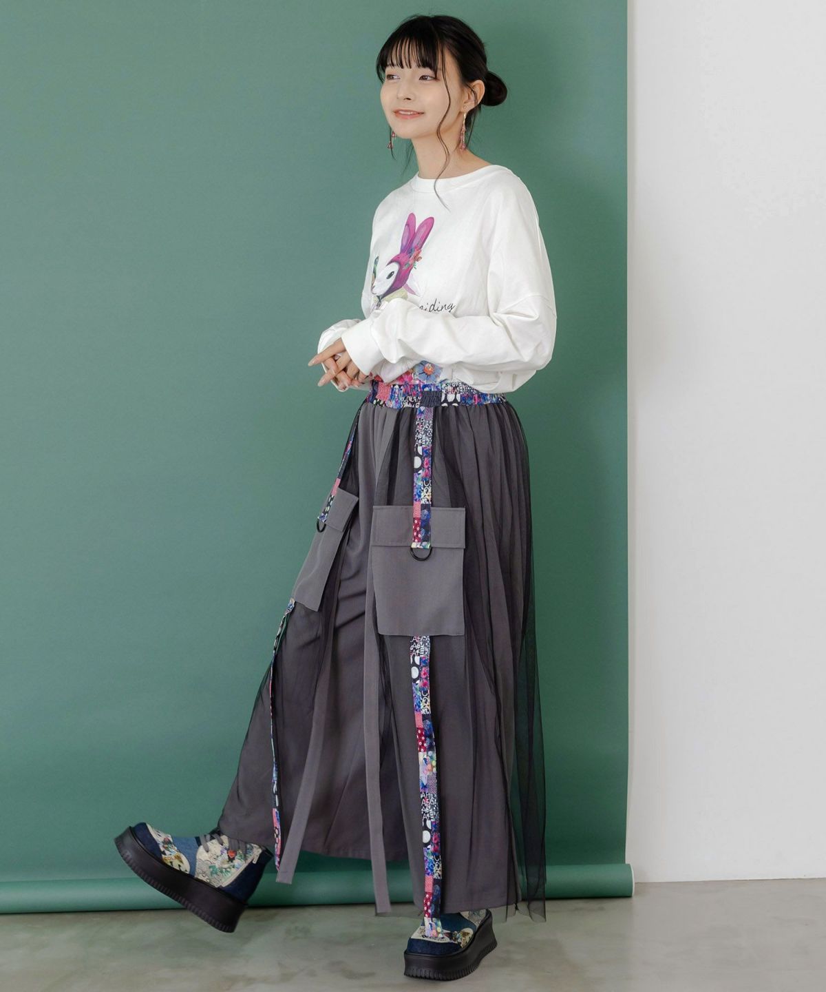 ScoLar スカラー 153693：チュールとラインテープのカーゴパンツ