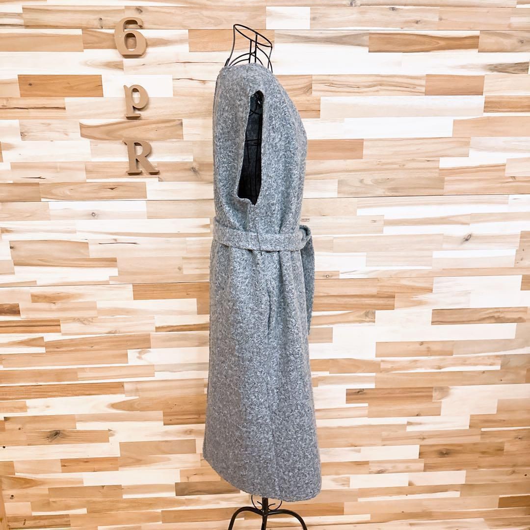 コート Vネック