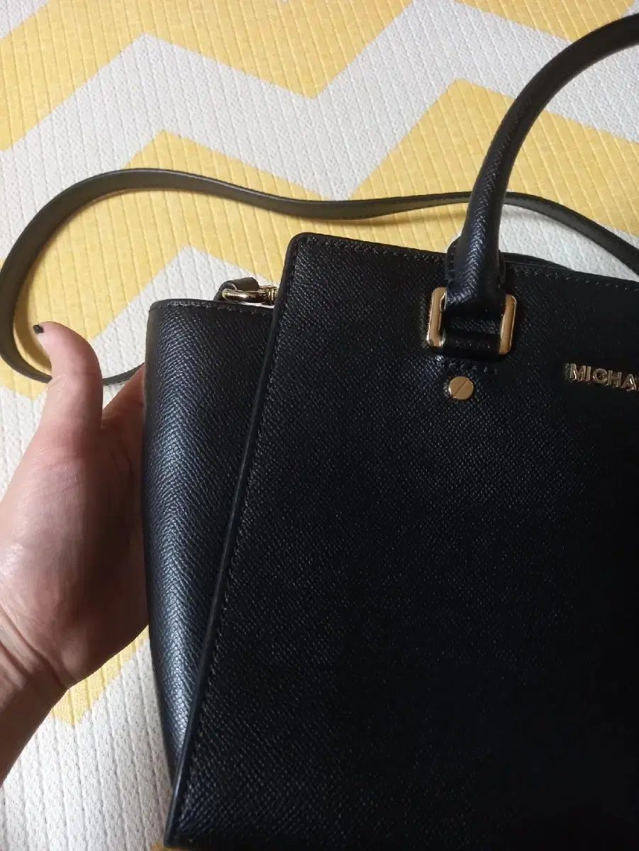 マイケルコース ブラック