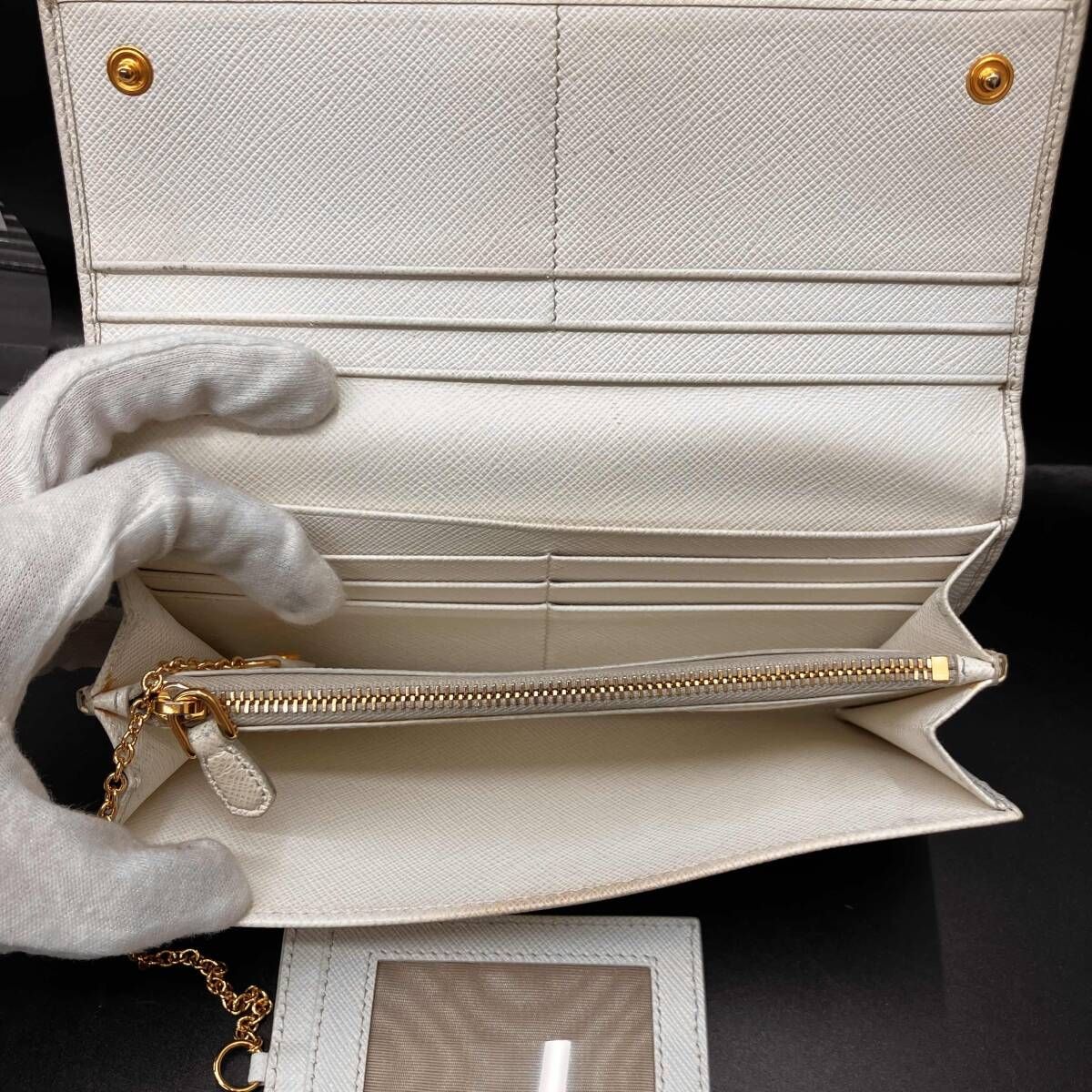 長財布 ホワイト