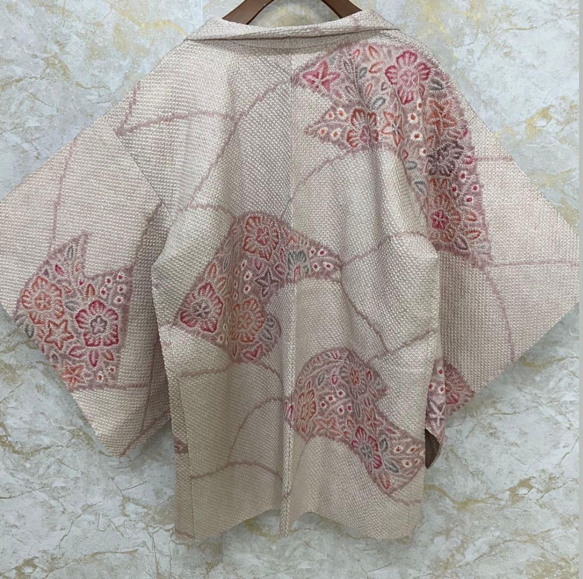 kimono one kimonoarisa 同然 藤娘きぬたや製 日本の総手絞り 素敵な羽織 正絹 仕付け糸付き 裄64丈80