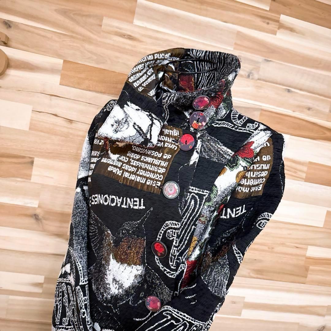 希少【デシグアル】ハイネック ジャガード織 コート 英字 花柄 総柄 黒