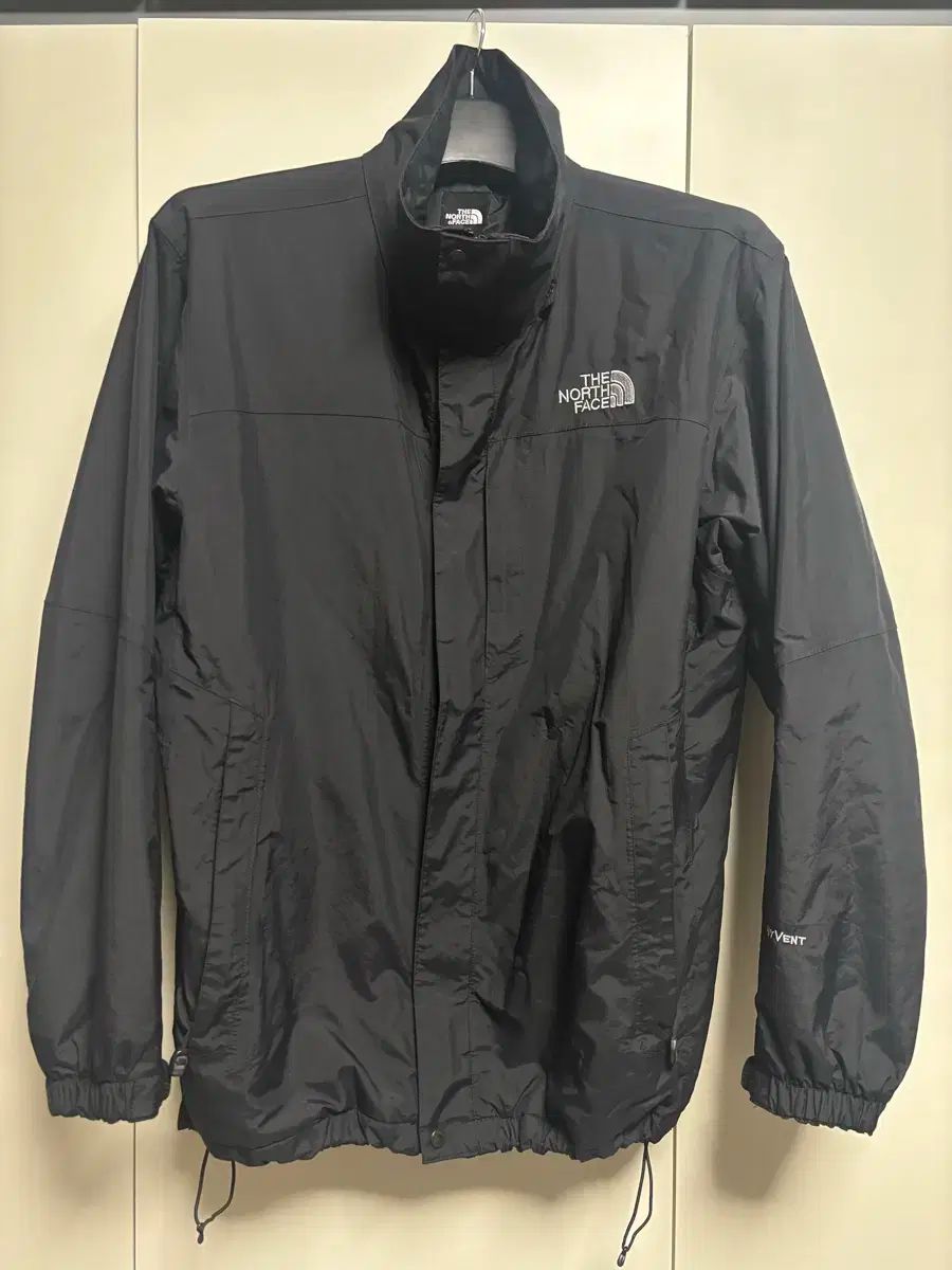 THE NORTH FACE ザノースフェイス HyVent ウィンドブレーカー ジャケット ブラック 100