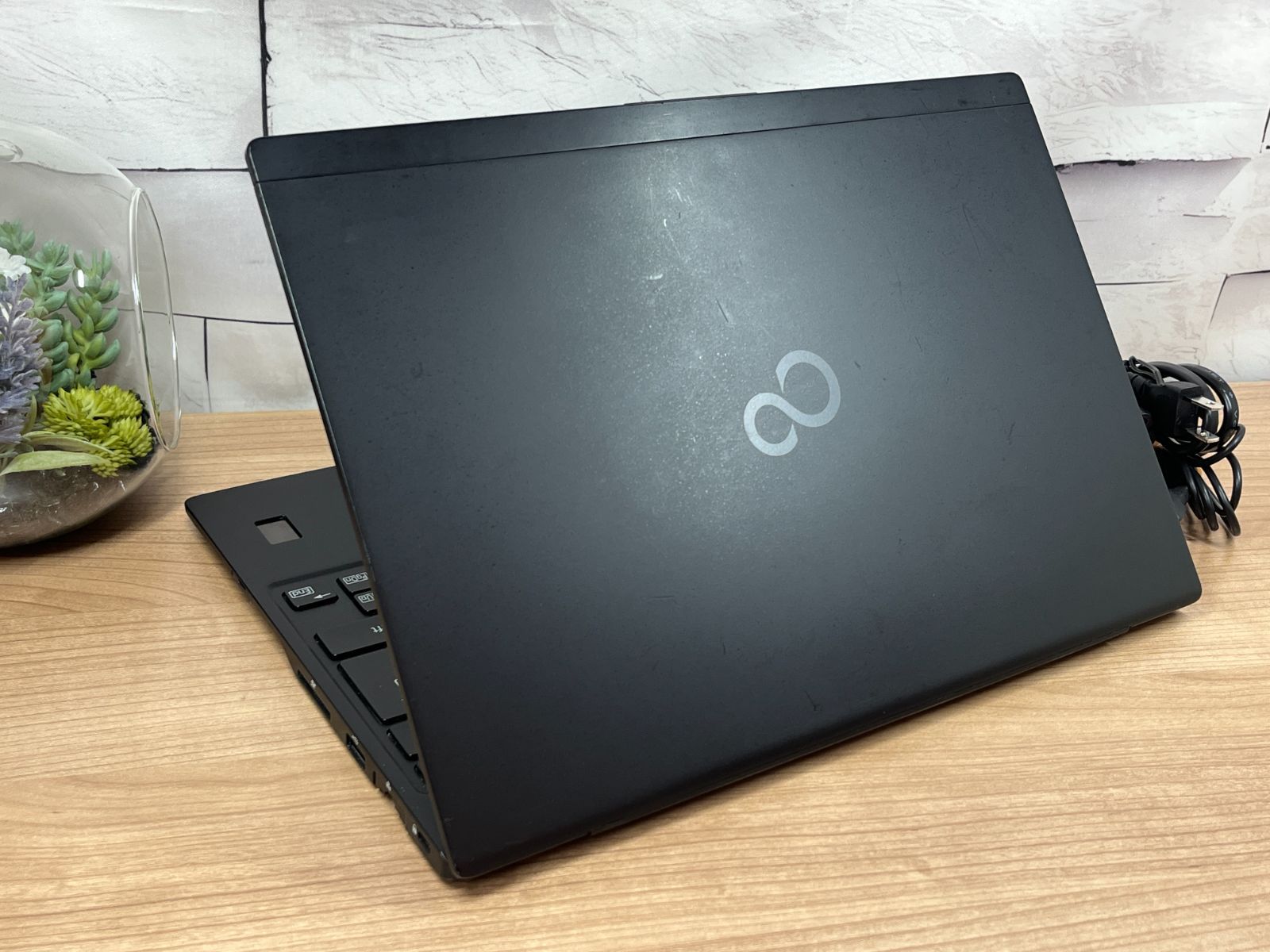 富士通 i7 16GB U939/B Office2024 ノートPC LTE 富士通 i7 16GB U939