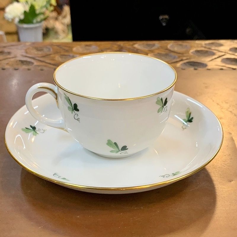 アウガルテン スキャタードグレープリーブス モカカップ＆ソーサー 1客 80ml AUGARTEN 葡萄柄 ぶどう オシャレ 人気 白磁 RU0331-9