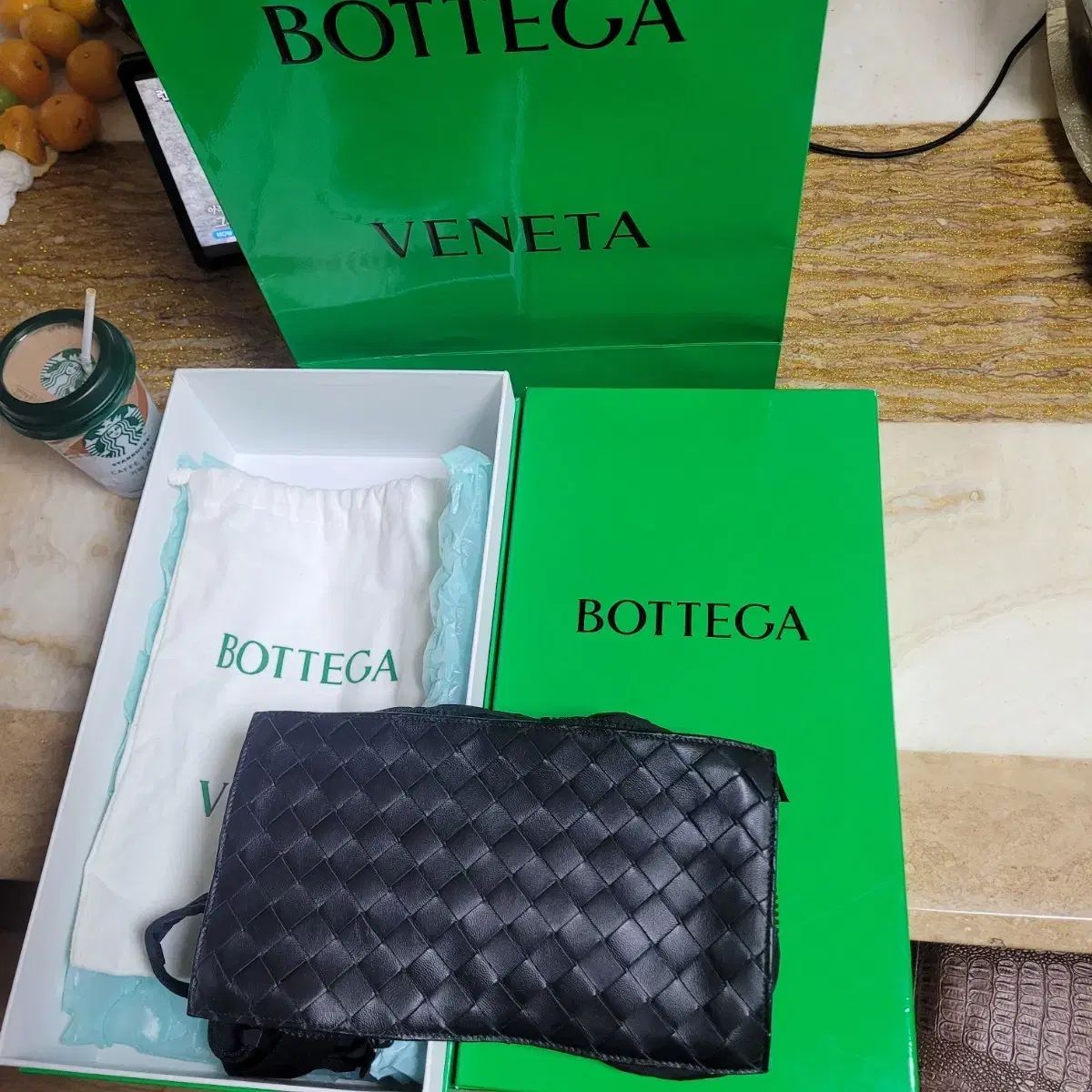 22FW ボッテガ ヴェネタ ベルトバッグ black