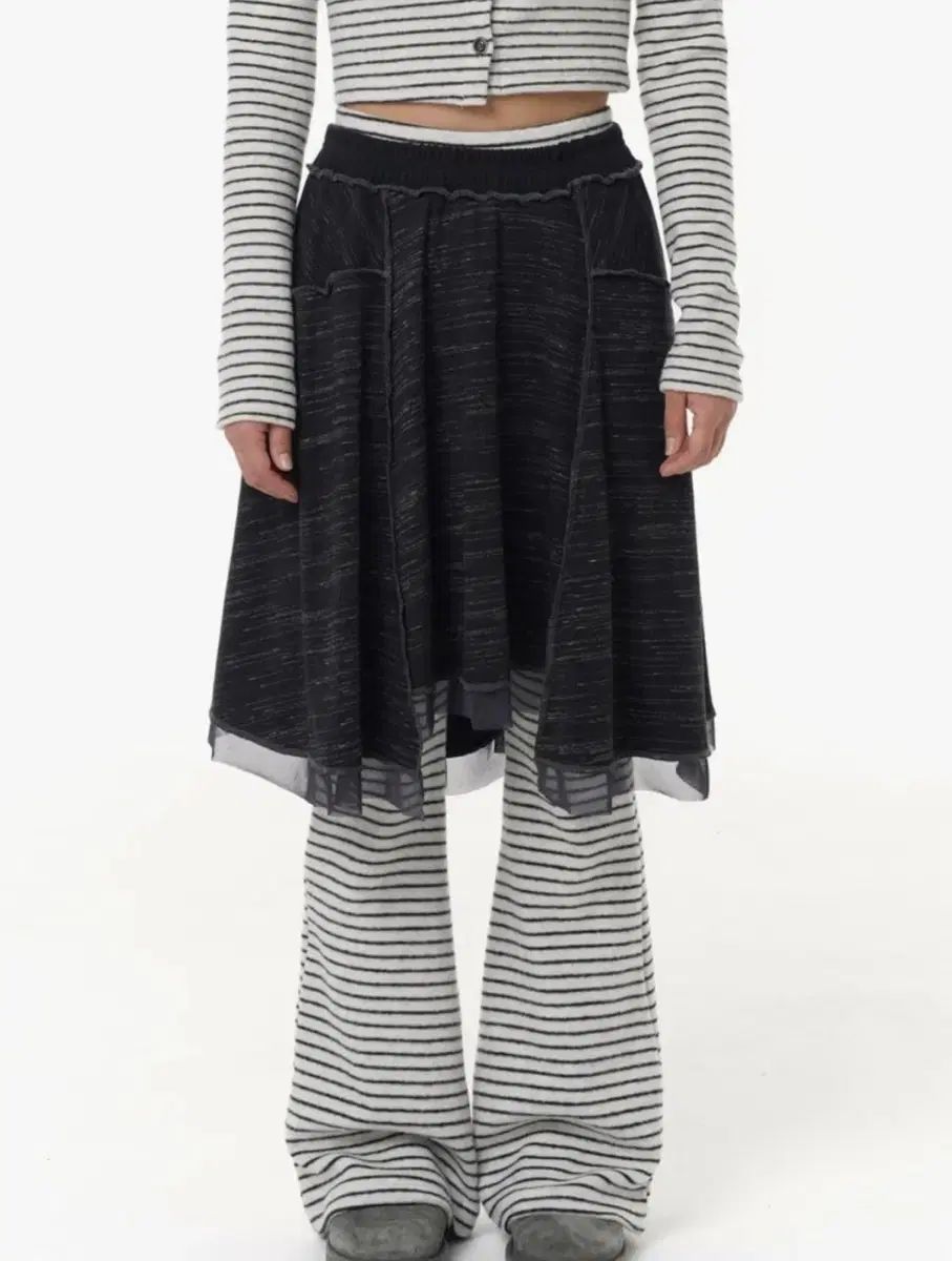 タンストランス コージー フ スカート