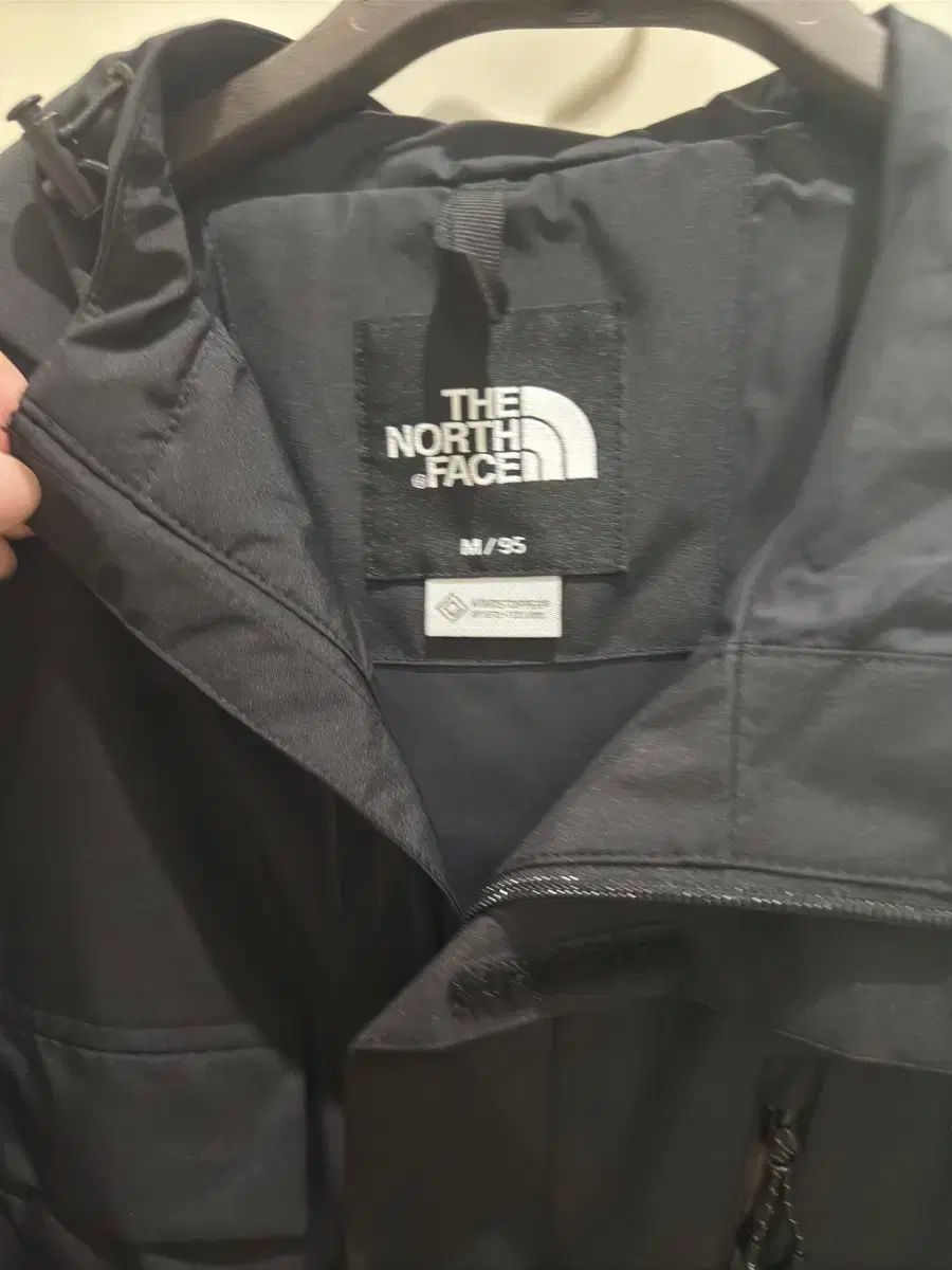 ノースフェイス ウィンドブレーカー ウィンドストッパー
