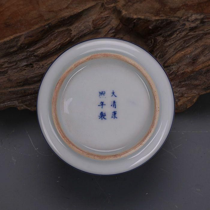 透かし彫り香炉 装飾品 花瓶 収集品 美品 景徳鎮 陶磁器 工芸品 美術品 置物 青花透かし彫り花鳥紋筒筒香炉 景徳鎮 陶磁器 装飾品 現代工芸品 美術