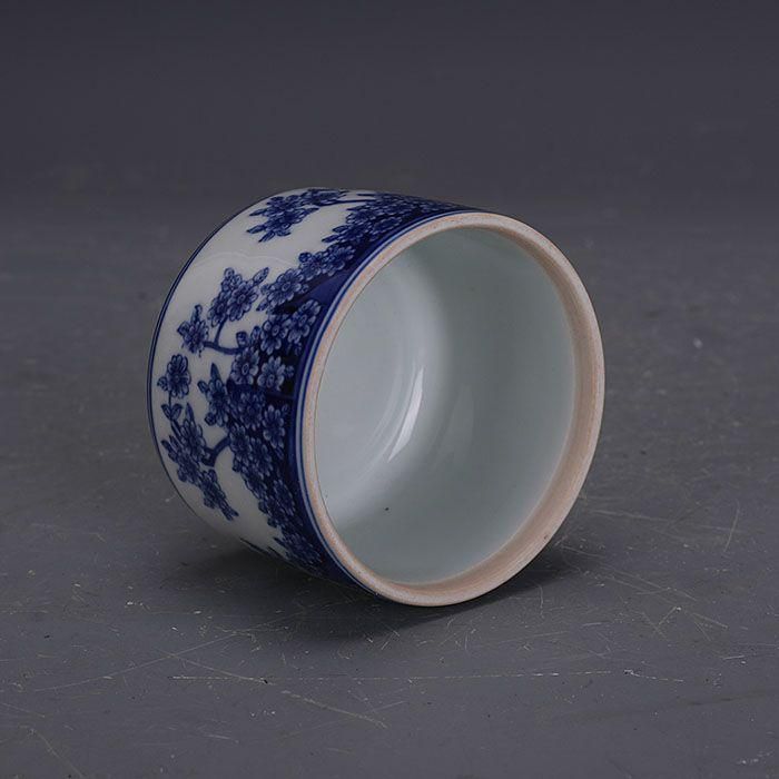 青花透かし彫り花鳥紋筒筒香炉 景徳鎮 陶磁器 装飾品 現代工芸品 美術