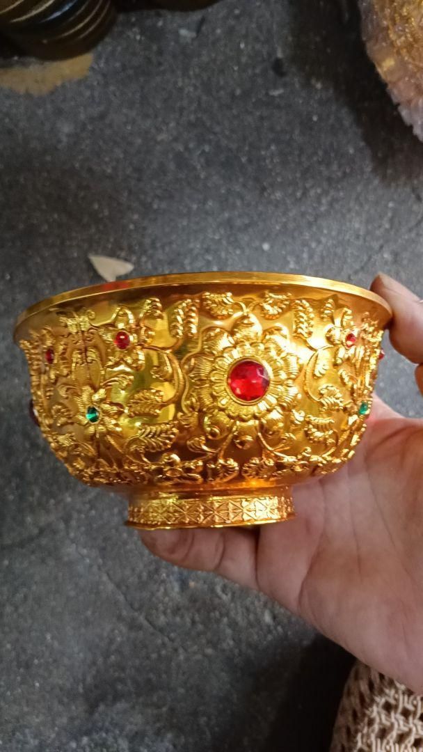 銅 細工 宝石象嵌花紋金碗 聖水碗 装飾品 現代工芸品 置物 - メルカリ
