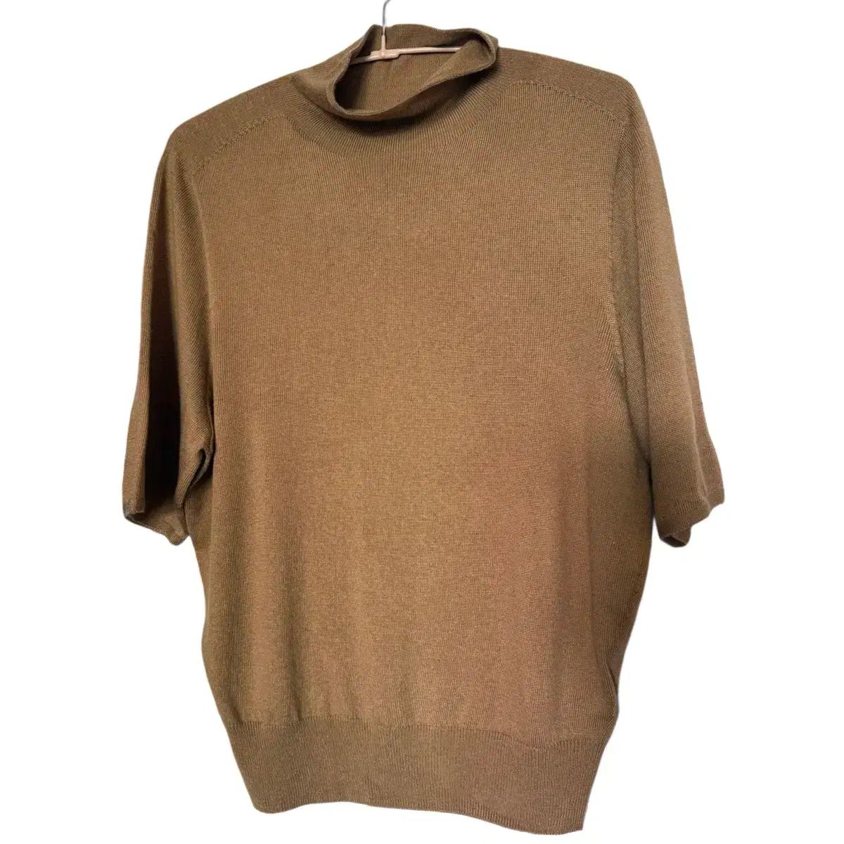 アクスタプロ ブラウン ハイネック