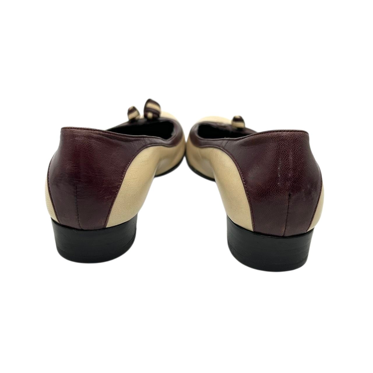 ローヒール 歩きやすい