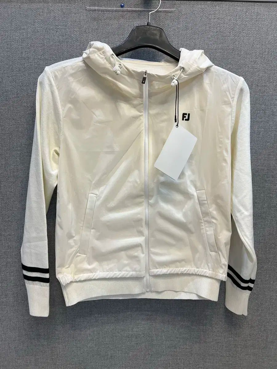 レディース ゴルフウェア 55サイズ 現物