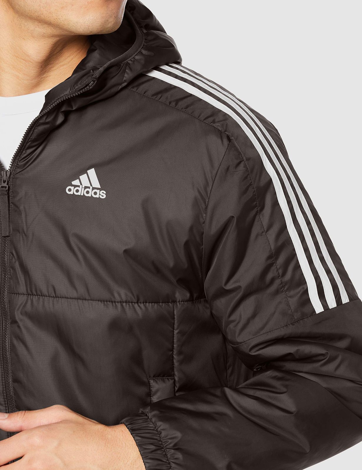 アディダス ジャケット エッセンシャルズ インサレーテッド フード付きジャケット IZG 09 メンズ ブラック GH 4601 日本 J S 日本サイズS相当