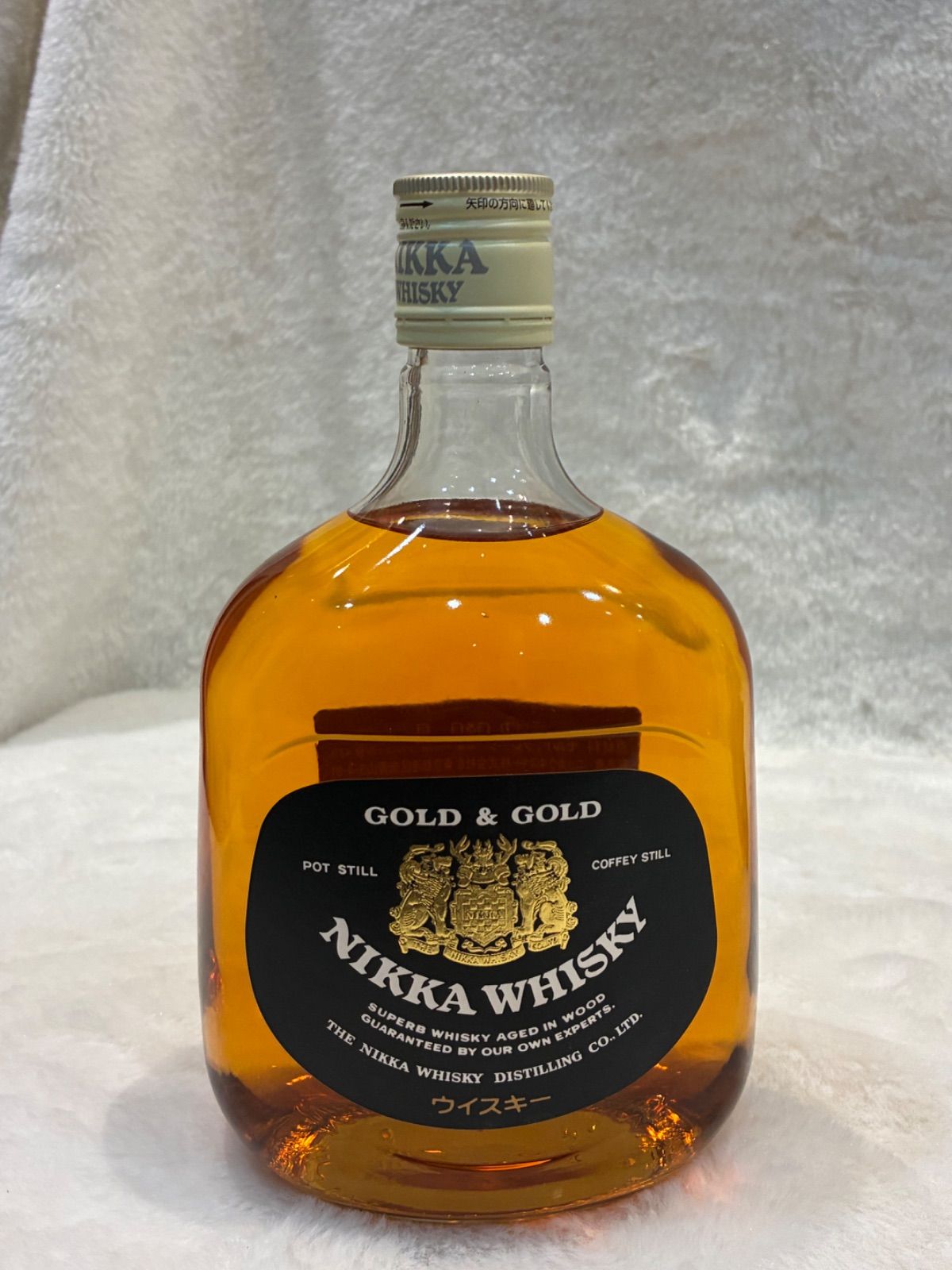 ニッカウイスキー GOLD & GOLD 武士の像 750ml 43% - メルカリ