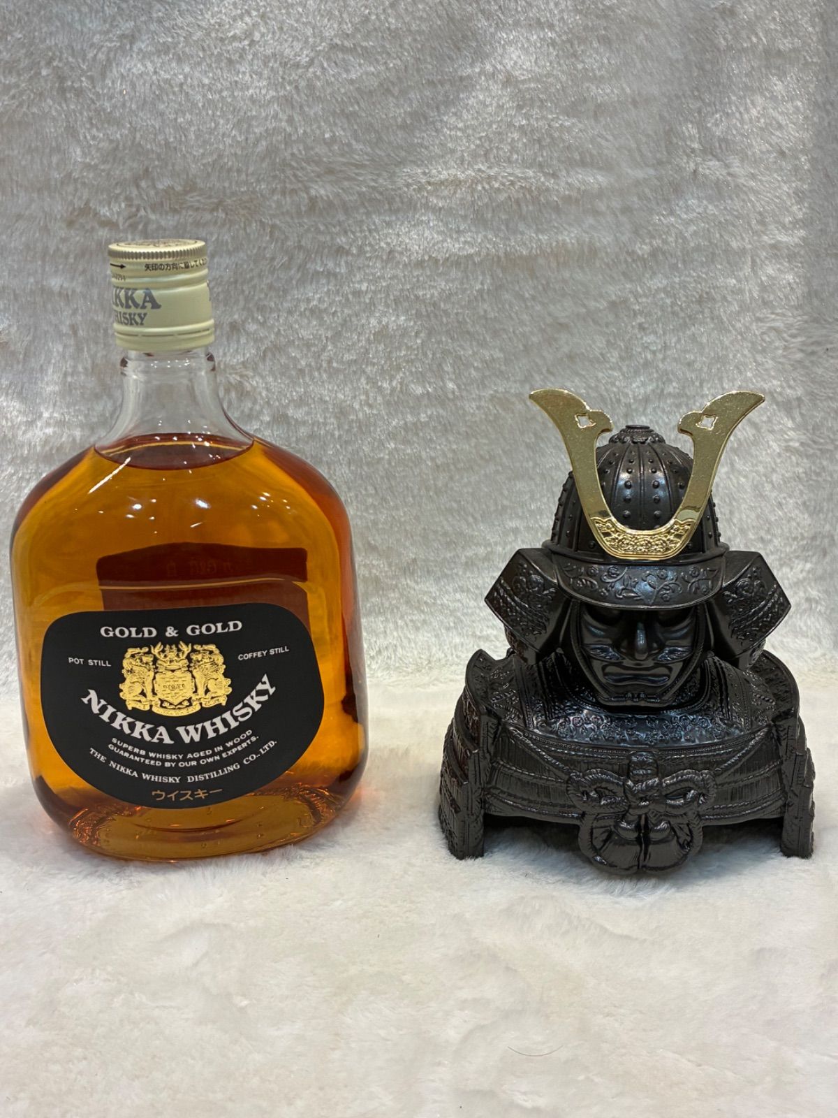 ニッカウイスキー GOLD & GOLD 武士の像 750ml 43% - メルカリ