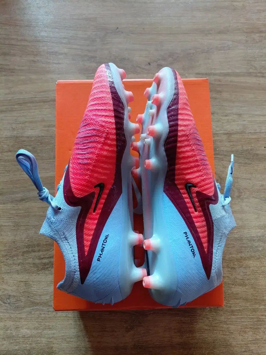 ナイキ FANTOM 6 エリート AG 255 MM