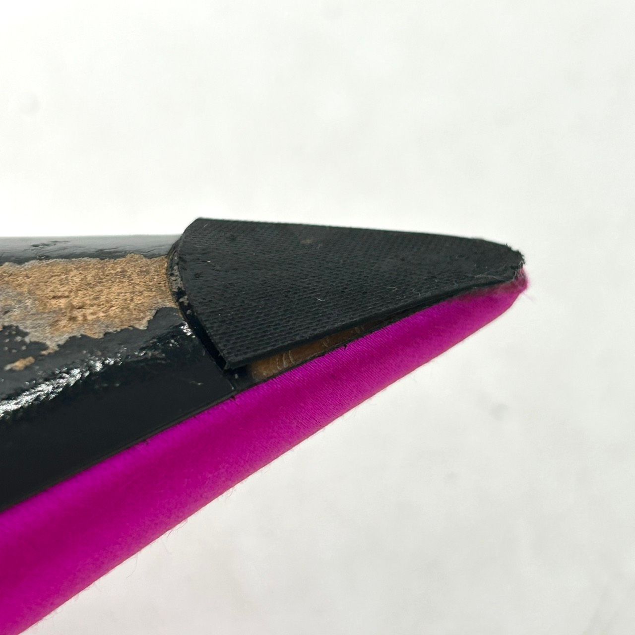 ポインテッドトゥ サテン