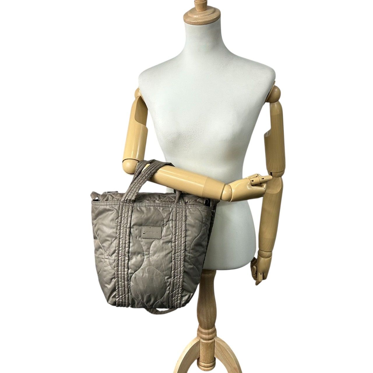 ショルダーバッグ