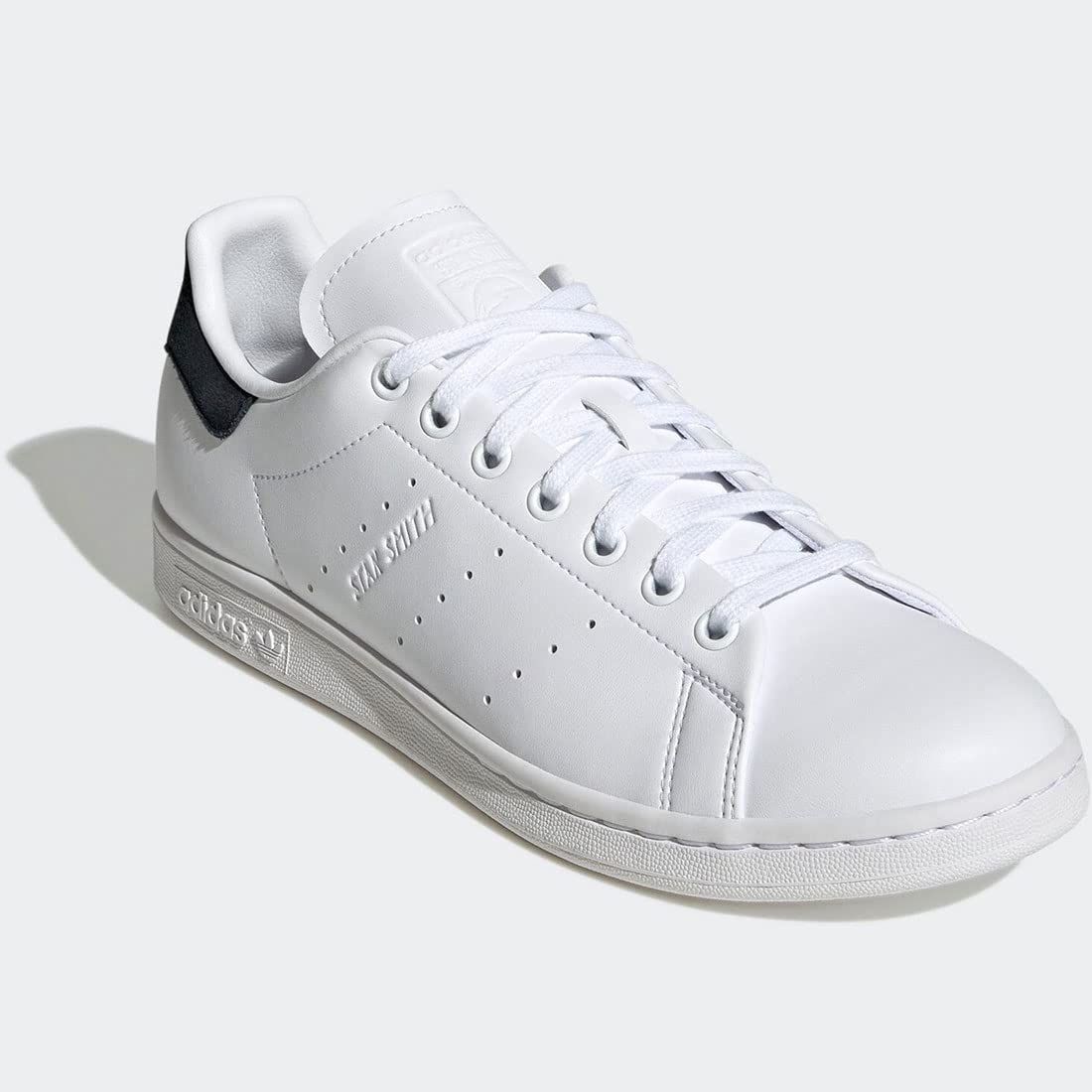 フットウェアホワイト コアブラック