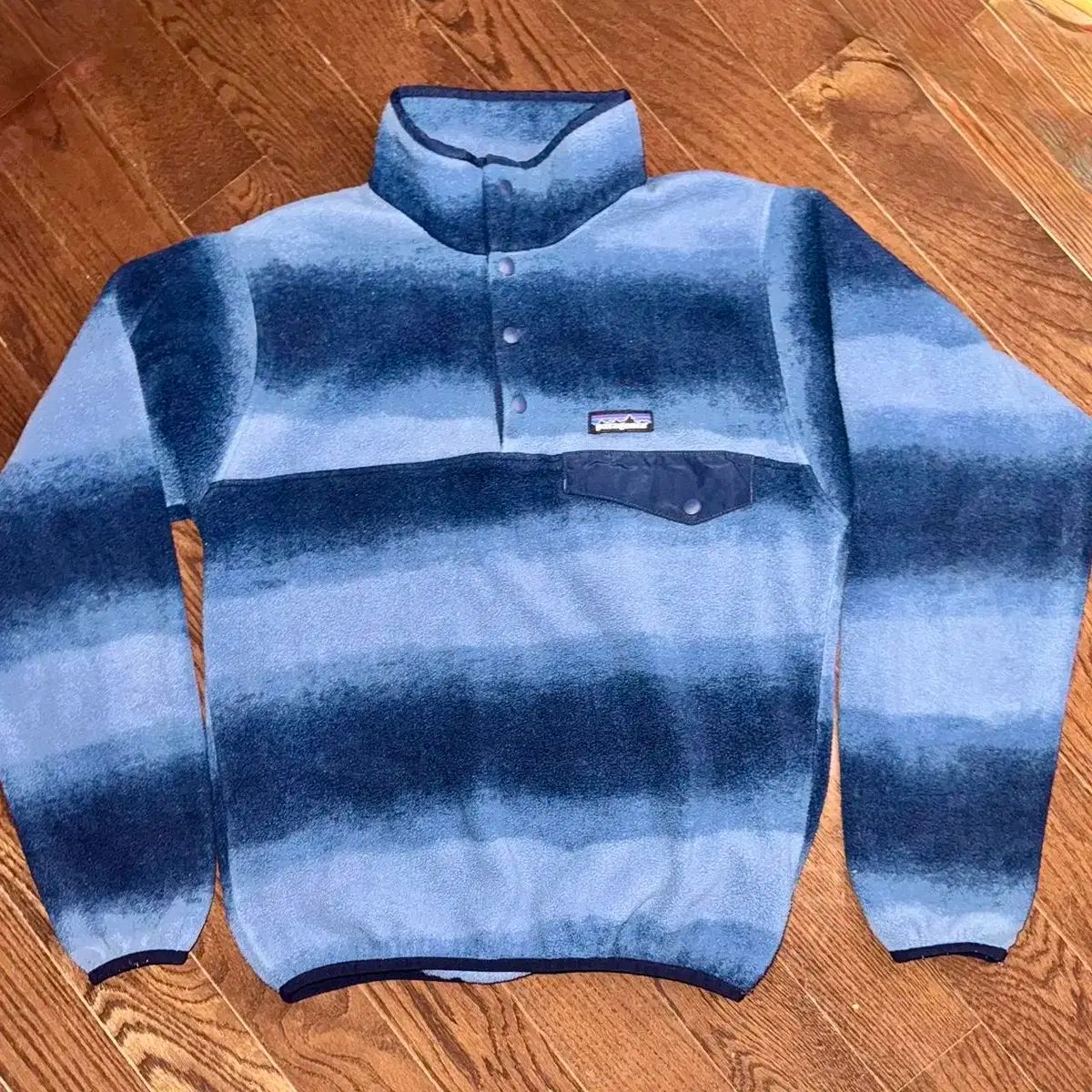 15 FW パタゴニア クラシック Synchilla シンチラ スナップ T フリース プルオーバー ブルー グラデーション