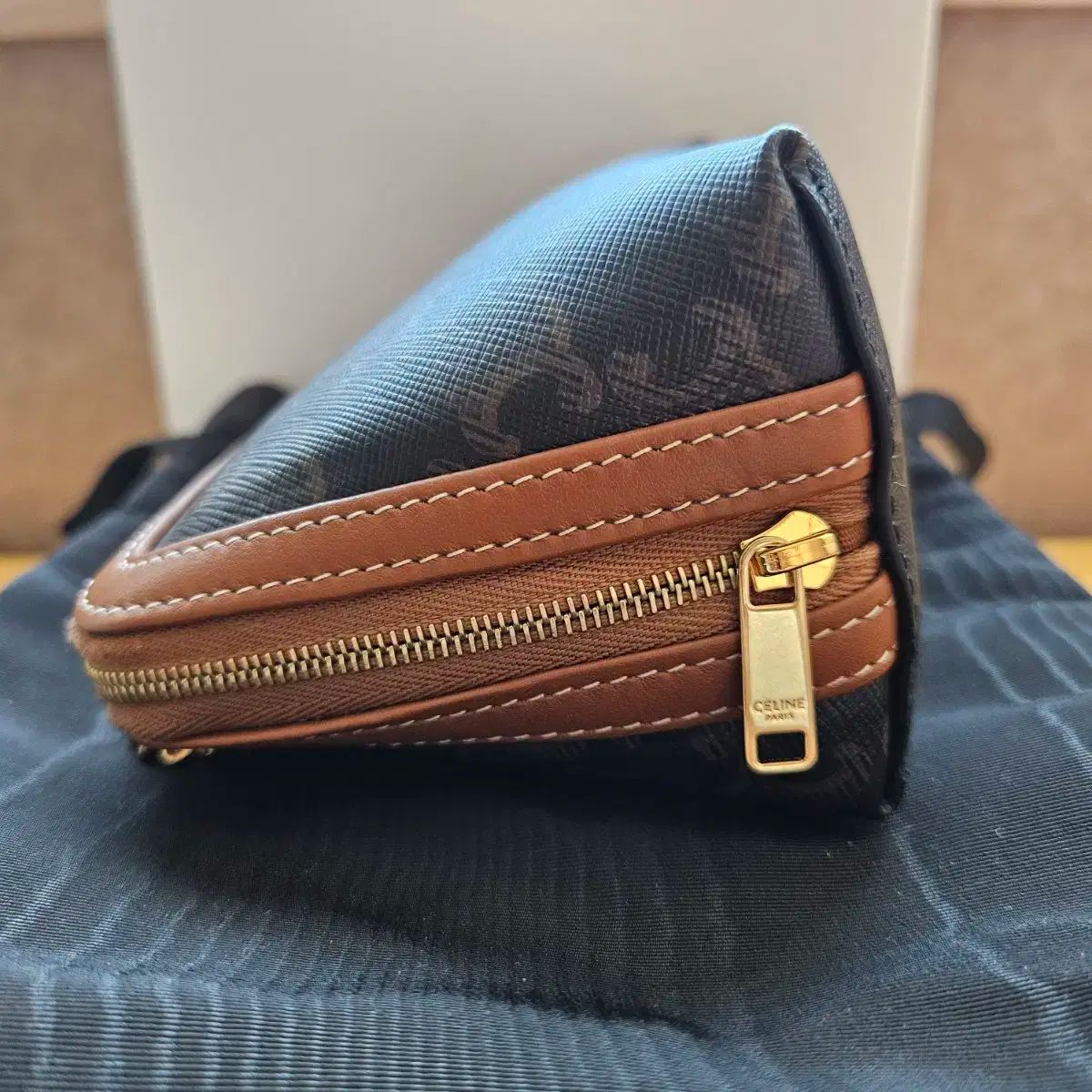 セリーヌ トリオンフ