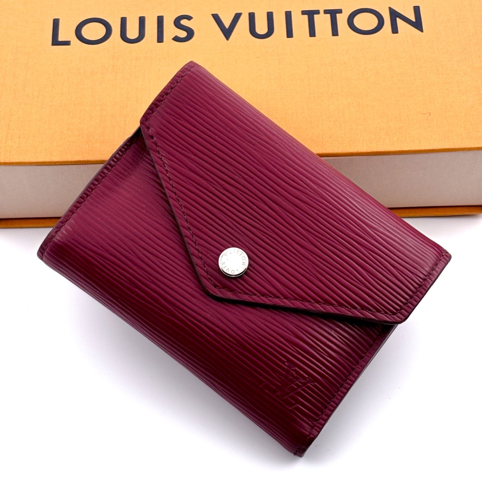 ルイヴィトン エピ ポルトフォイユ ヴィクトリーヌ 三つ折