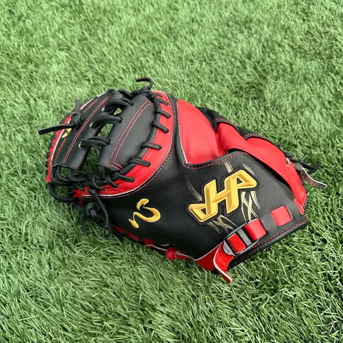ハタケヤマ 左投げ キャッチャー ミット M8