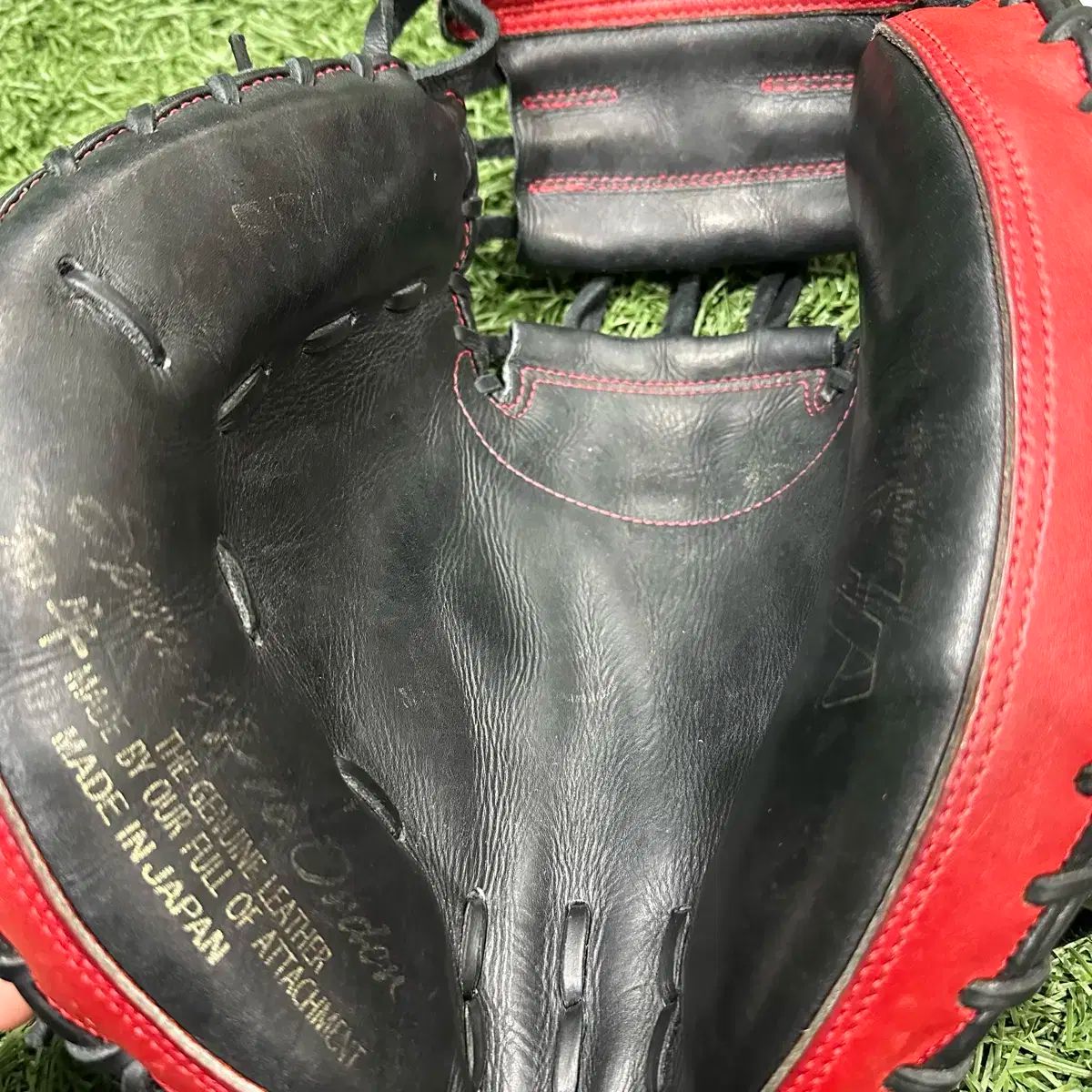 ハタケヤマ 左投げ