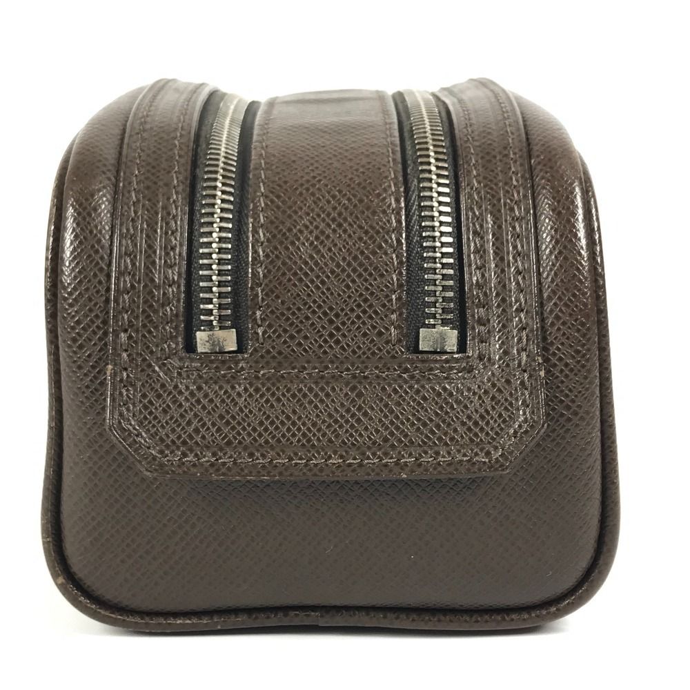 グリズリ ブラウン