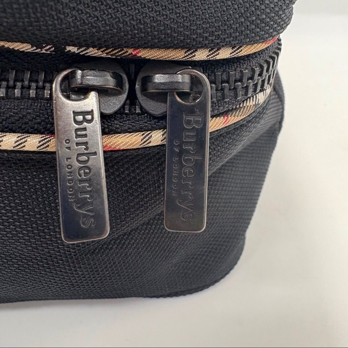 ポーチ 化粧バッグ