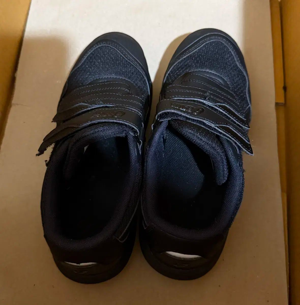 アシックス 윈잡 バックル cp 215 230