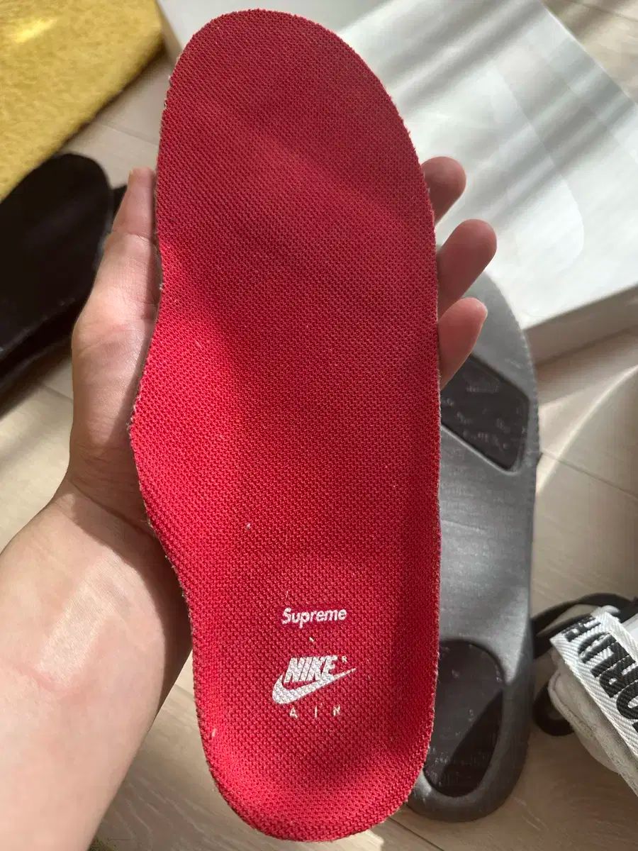 Supreme フォース