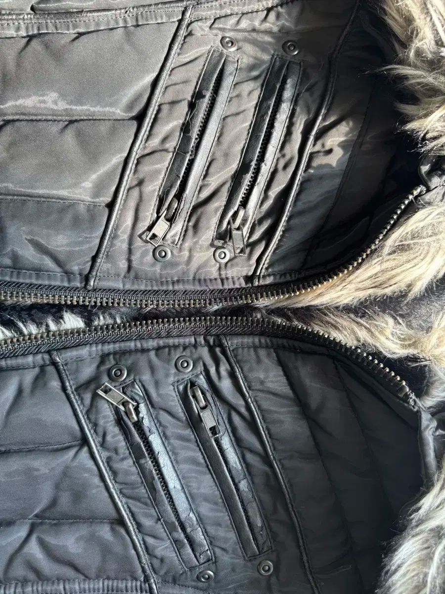 Xfrm ファー トリミング ダウン